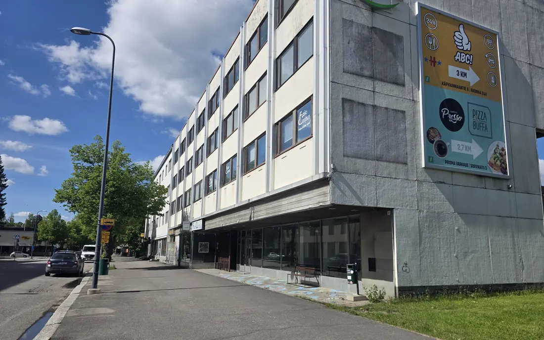 Tertunkulman julkisivu ja katutason tilat ulkoa